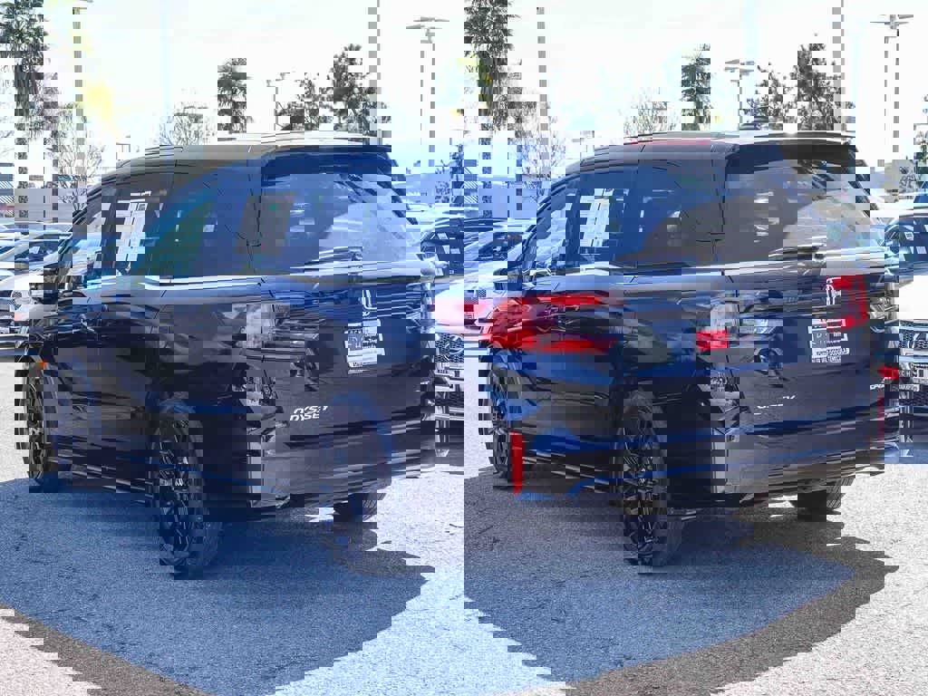 Used 2025 Honda Odyssey Sport-L image 6