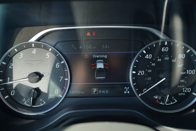 Used 2024 Nissan Titan SV w/ SV Convenience Package image 29
