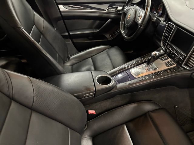 Used 2013 Porsche Panamera GTS AWD/4WD image 22
