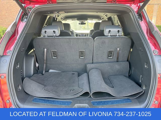 Certified 2024 Buick Enclave Essence w/ LPO, Cargo Package FWD image 24