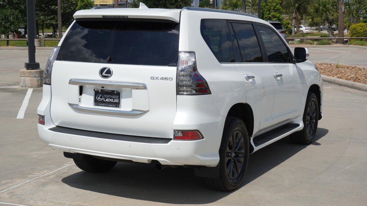 Used 2020 Lexus GX 460 Premium w/ Premium Package image 6