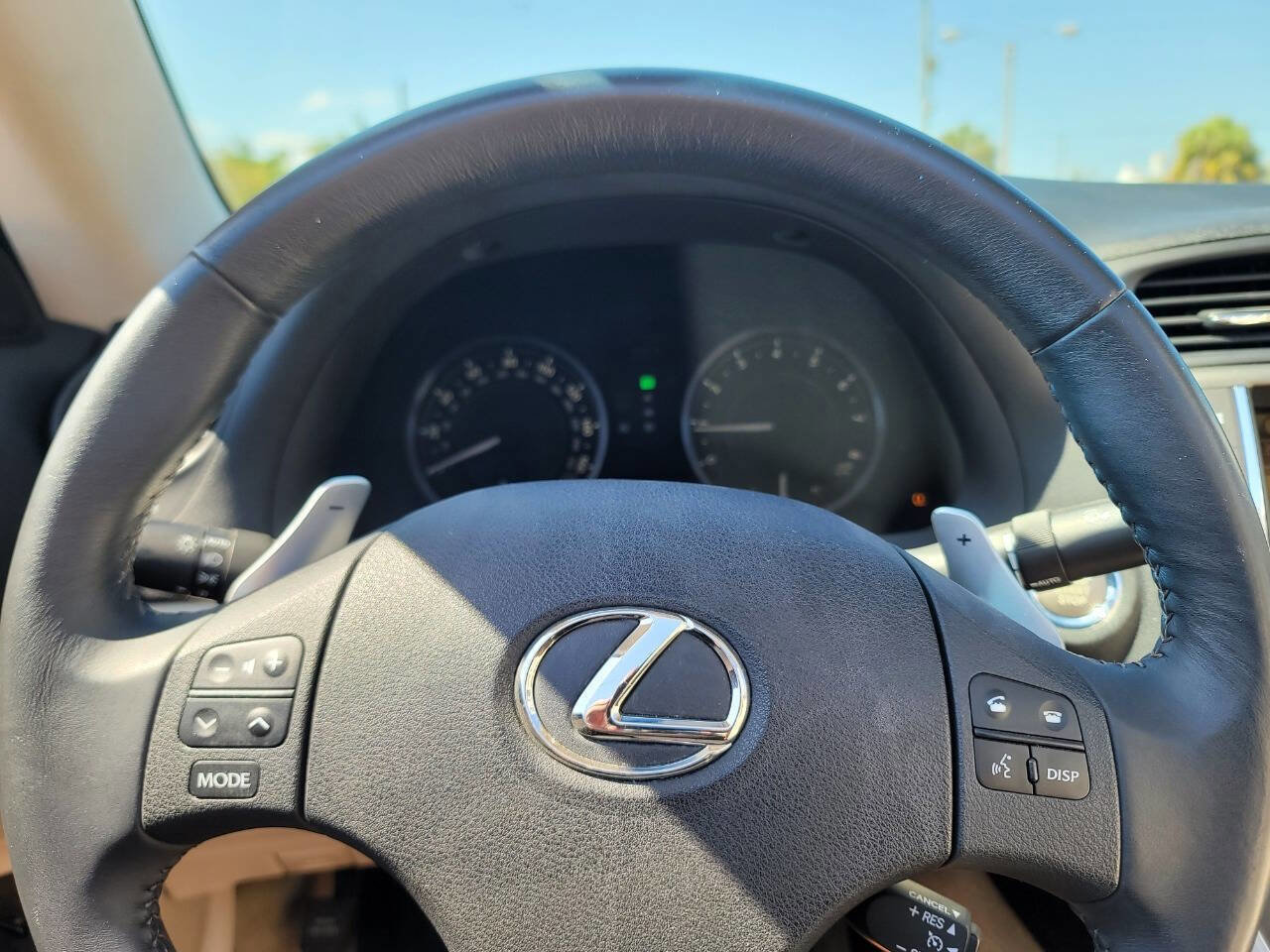 Used 2010 Lexus IS 350C RWD image 23