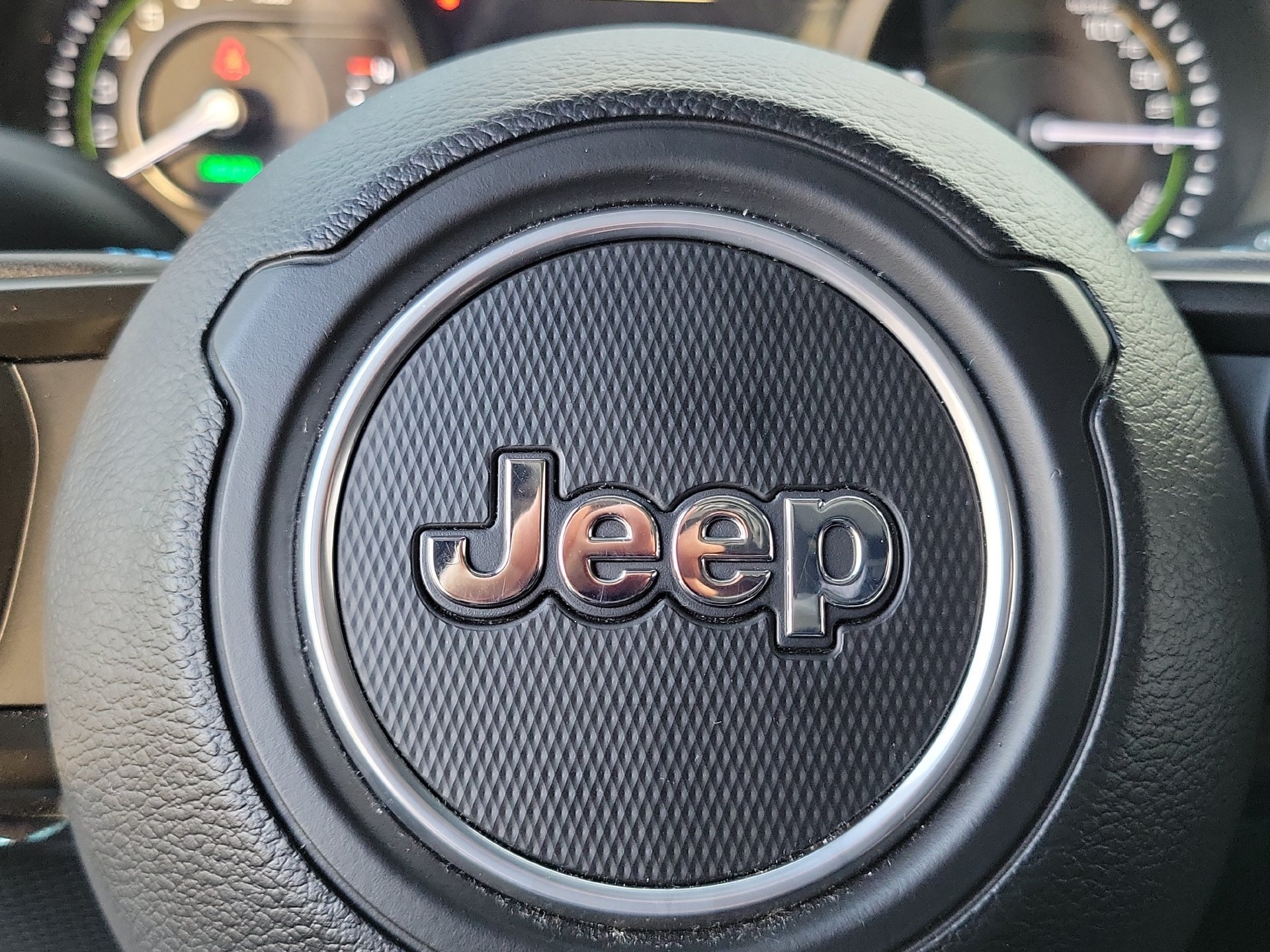 Certified 2024 Jeep Wrangler Unlimited Rubicon 4xe w/ Technology Group AWD/4WD image 16