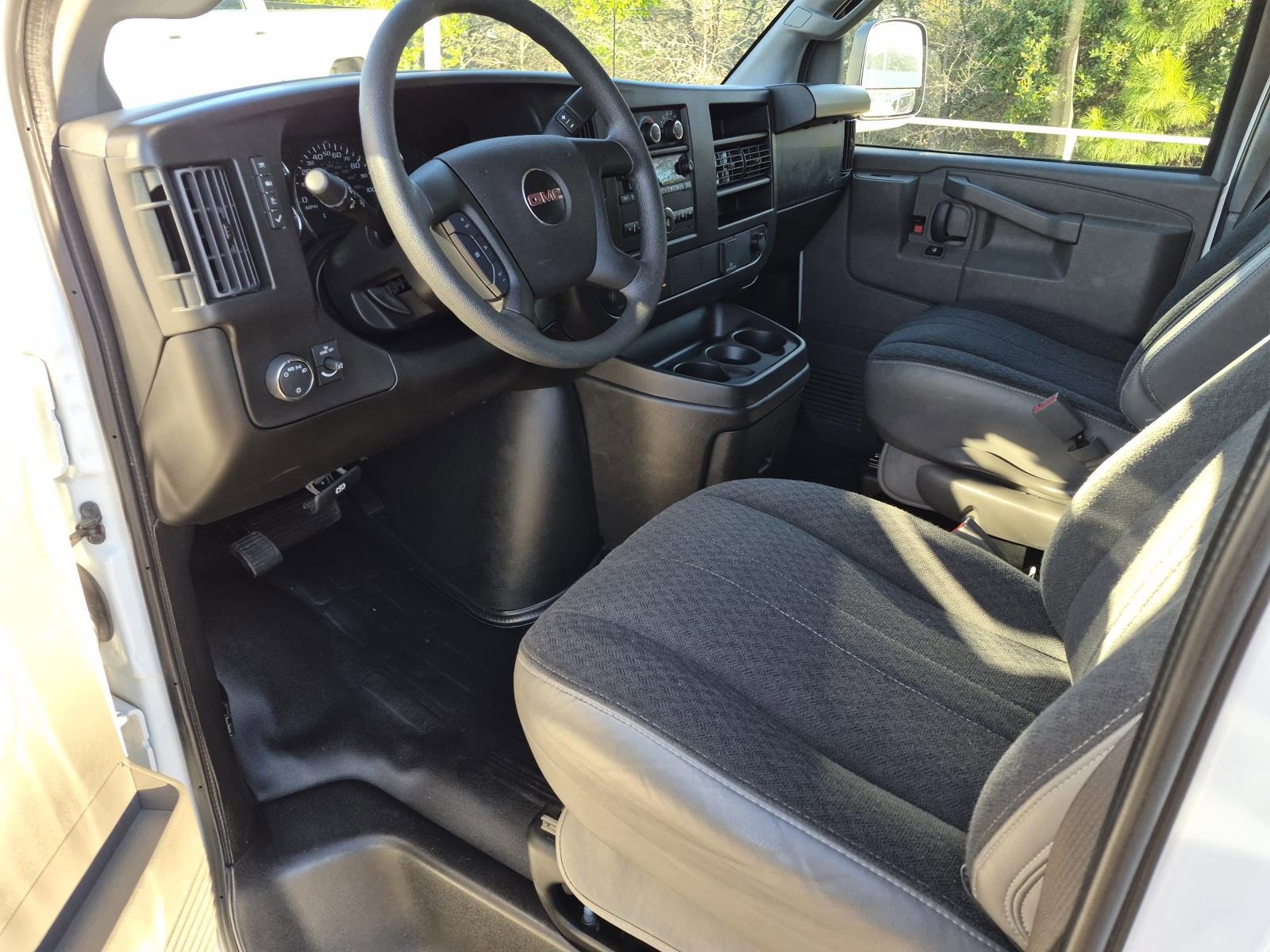 Certified 2024 GMC Savana 2500 w/ Driver Convenience Package image 13