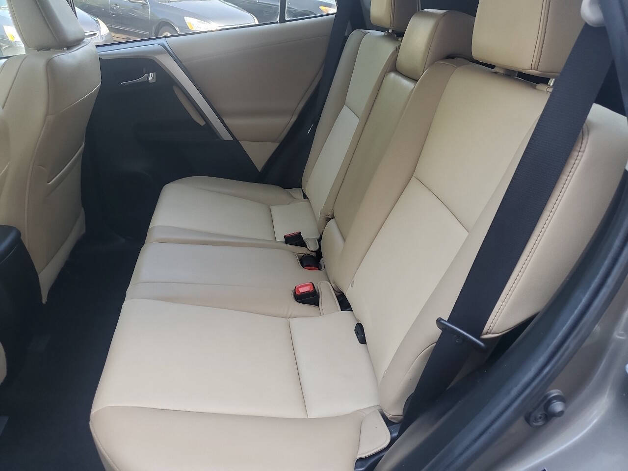 Used 2013 Toyota RAV4 Limited AWD/4WD image 11