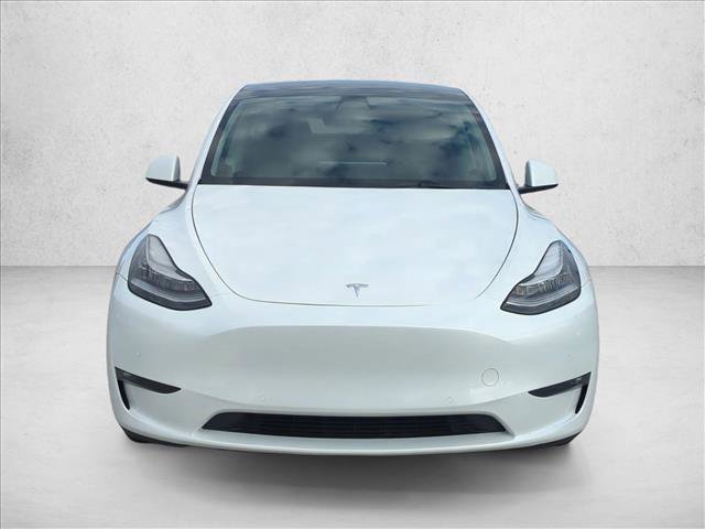 Used 2022 Tesla Model Y Long Range AWD/4WD image 2