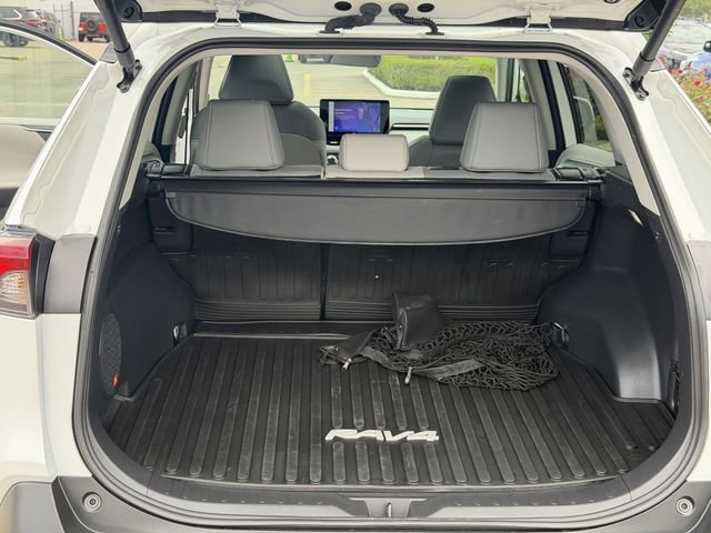 Certified 2025 Toyota RAV4 Limited image 25