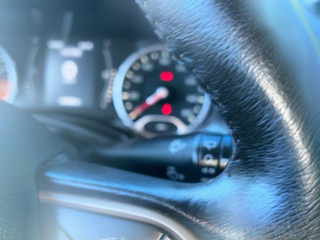 Used 2016 Jeep Renegade 75th Anniversary FWD image 20