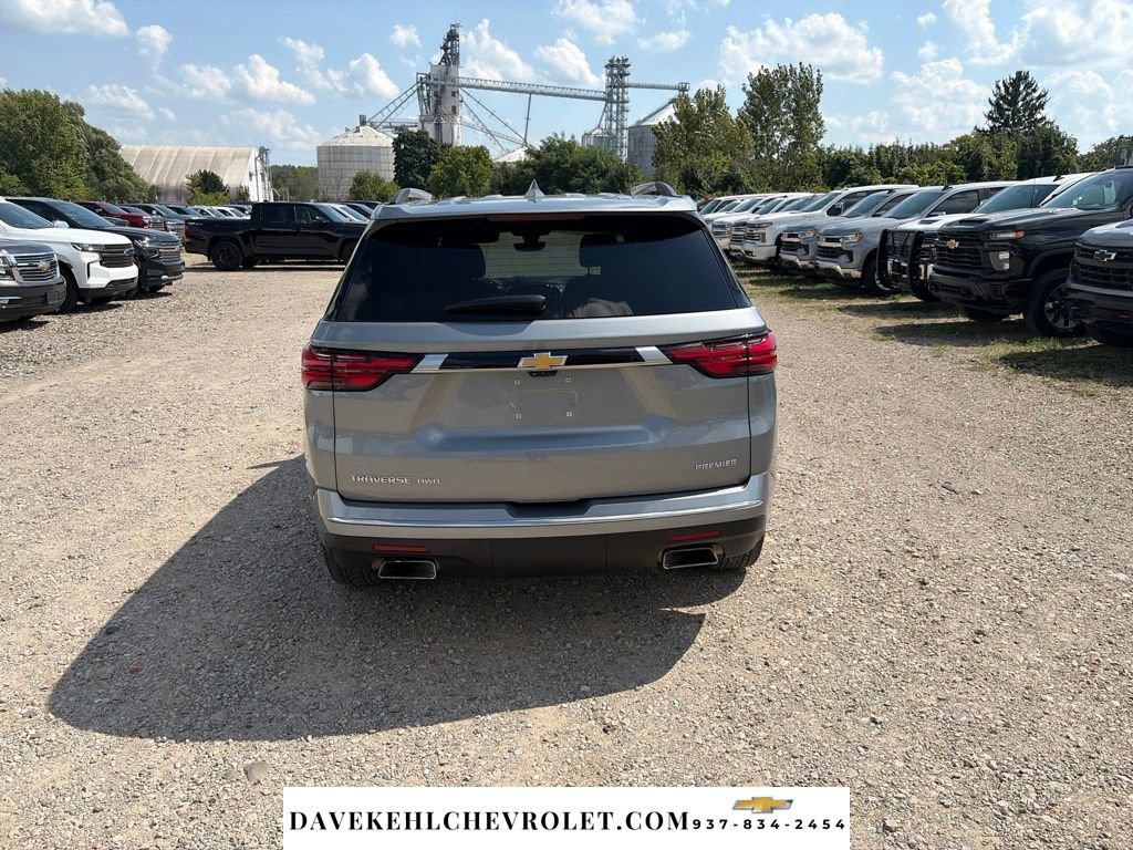 Used 2023 Chevrolet Traverse Premier AWD/4WD image 4