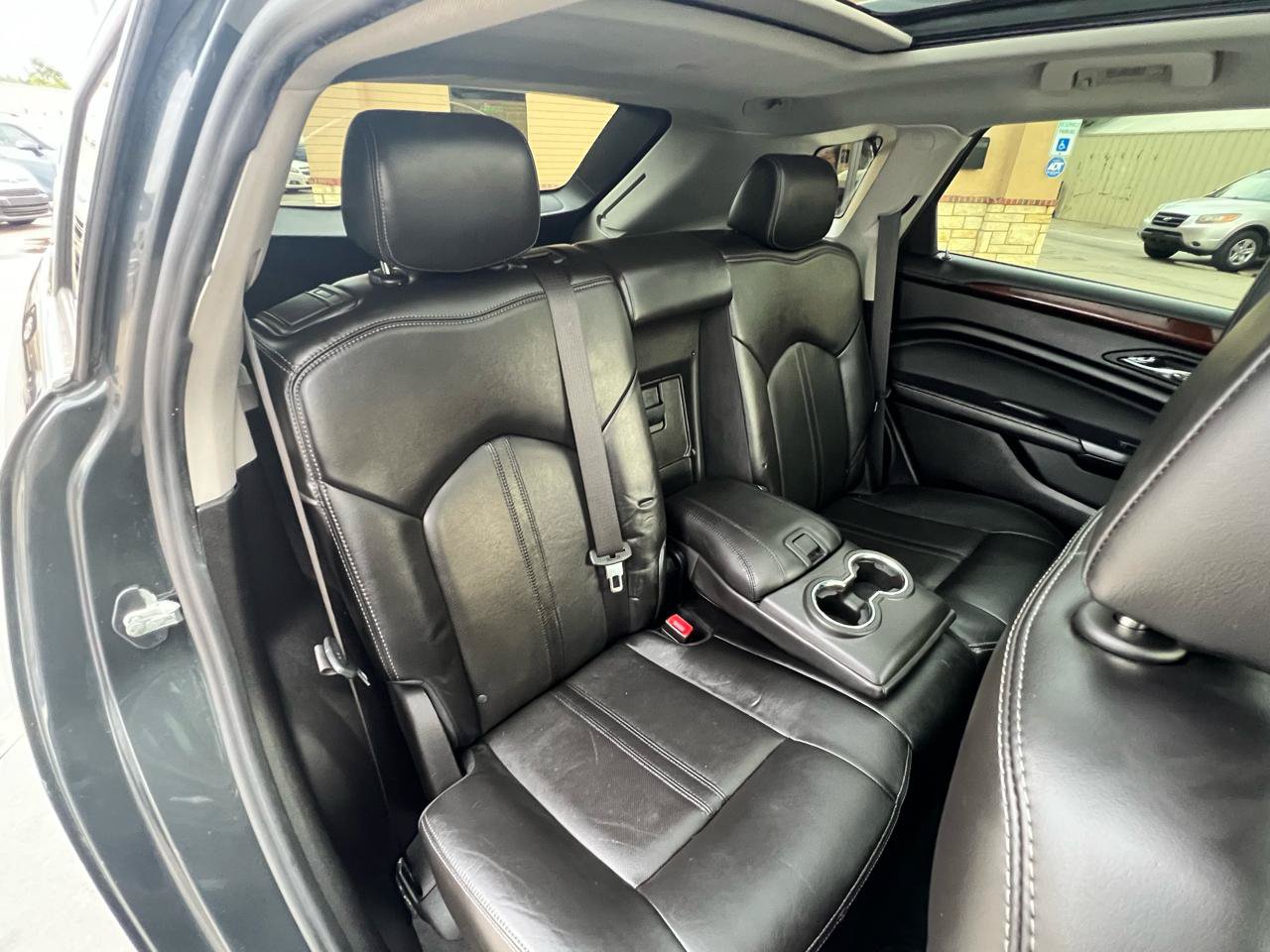 Used 2014 Cadillac SRX Luxury FWD image 30