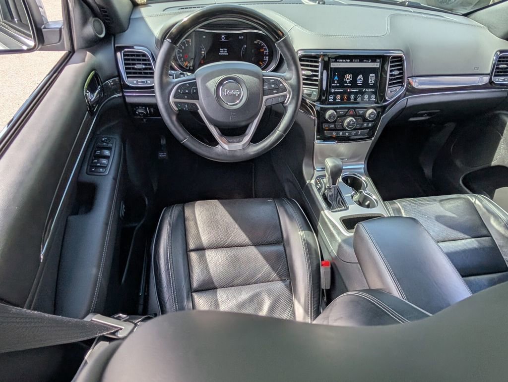 Used 2019 Jeep Grand Cherokee Overland image 13