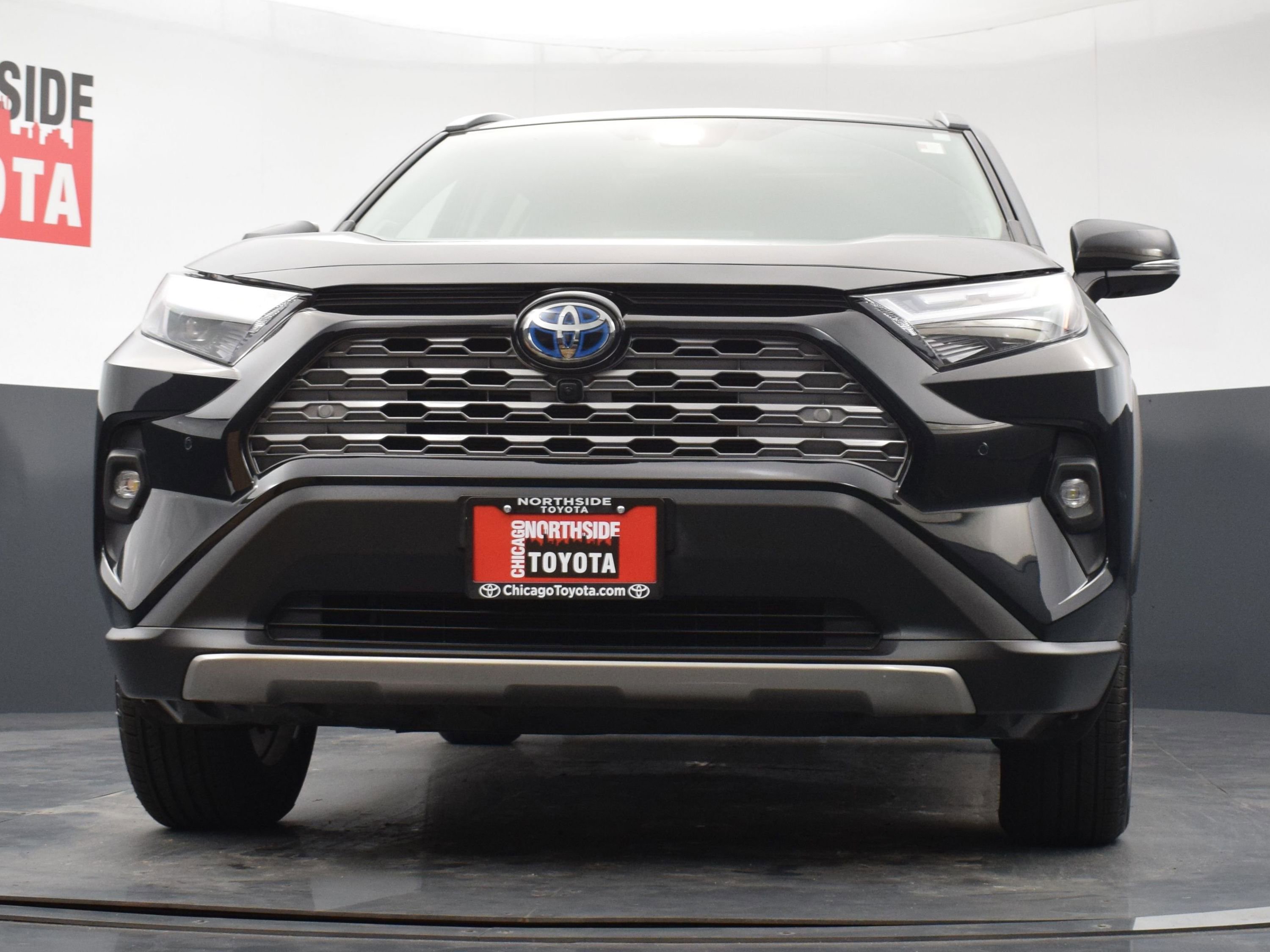 Used 2024 Toyota RAV4 Limited w/ Advanced Technology Package AWD/4WD image 39