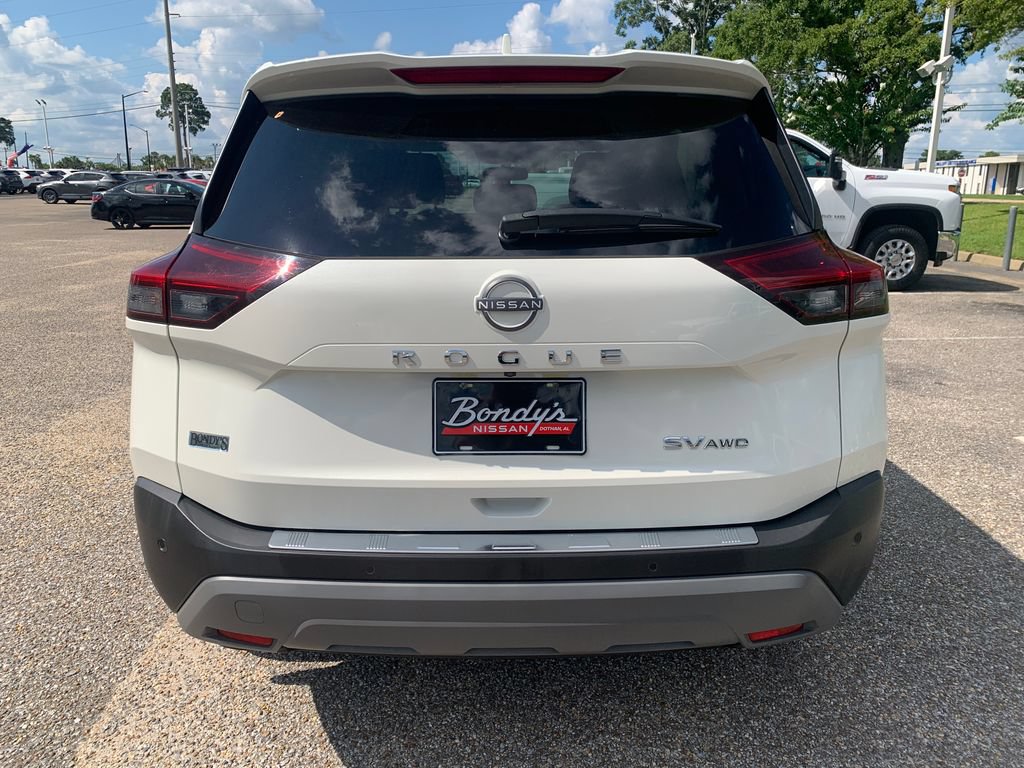 Used 2023 Nissan Rogue SV AWD/4WD image 8