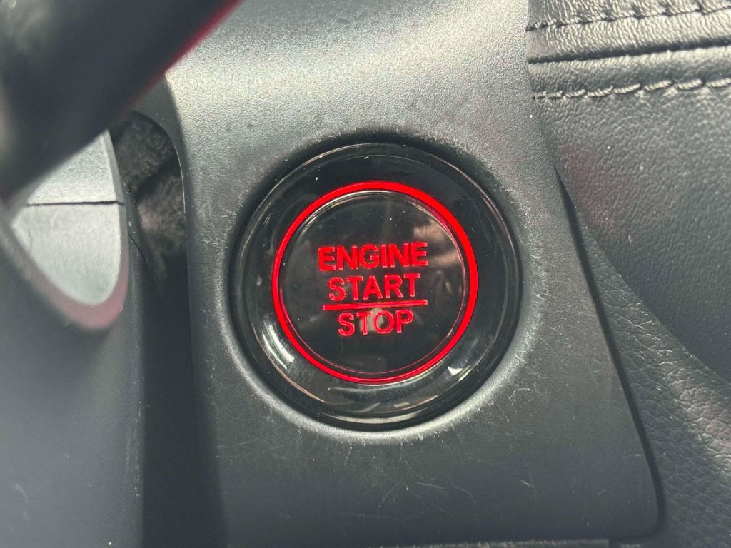 Used 2025 Honda HR-V LX image 28