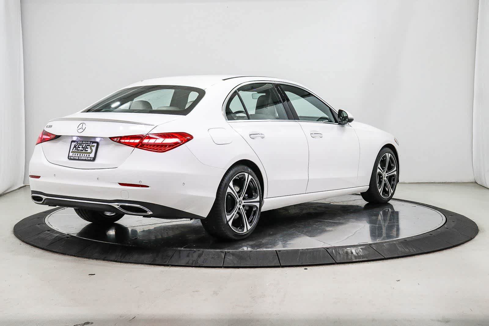 Certified 2024 Mercedes-Benz C 300 Sedan image 4