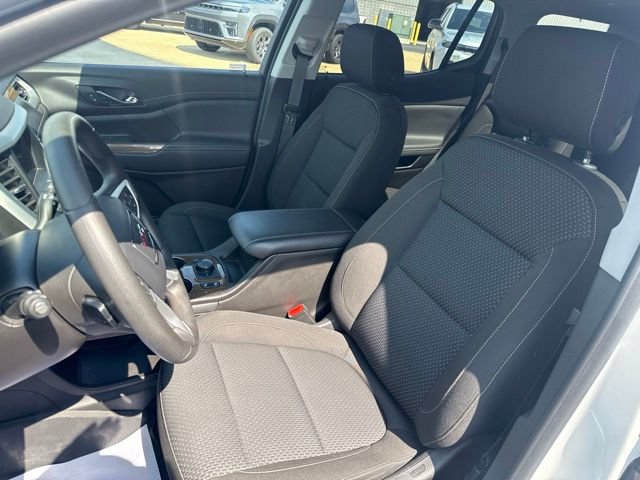 Used 2023 GMC Acadia SLE w/ Driver Convenience Package FWD image 14