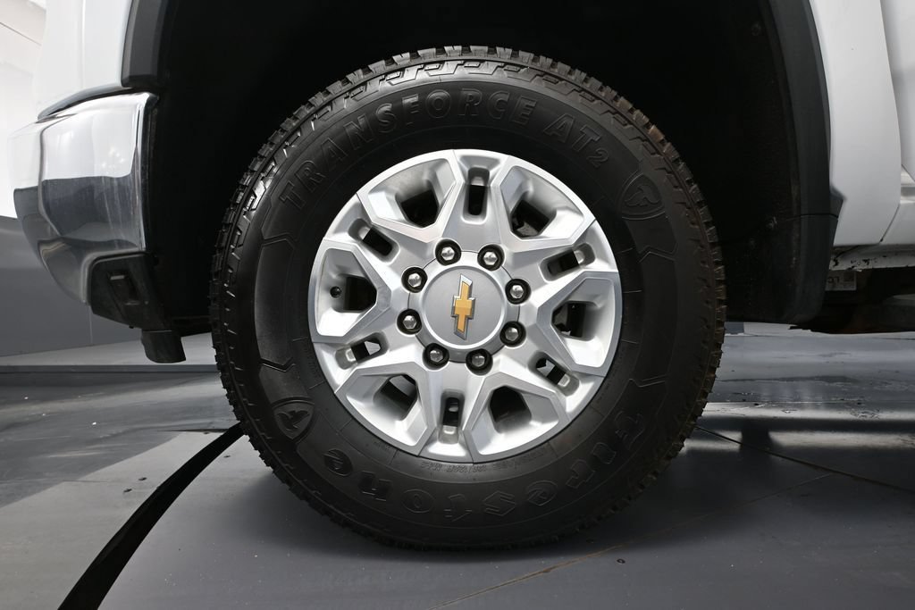 Used 2024 Chevrolet Silverado 2500 LTZ AWD/4WD image 13