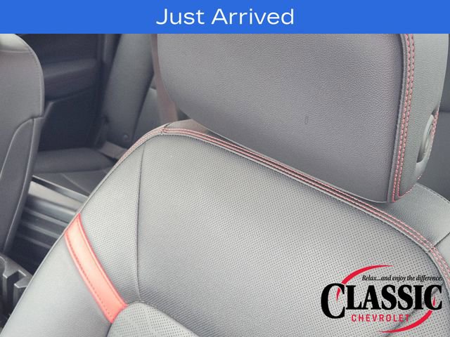 Used 2024 Chevrolet Colorado Z71 w/ Z71 Convenience Package 2 AWD/4WD image 25