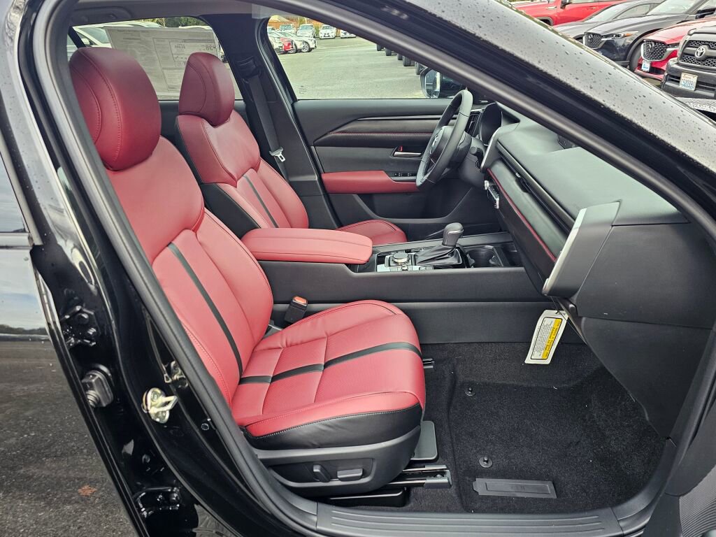 New 2026 MAZDA CX-50 AWD 2.5 Hybrid w/ Cargo Package image 29