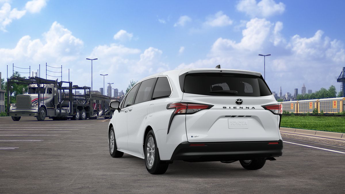 New 2026 Toyota Sienna LE FWD image 7