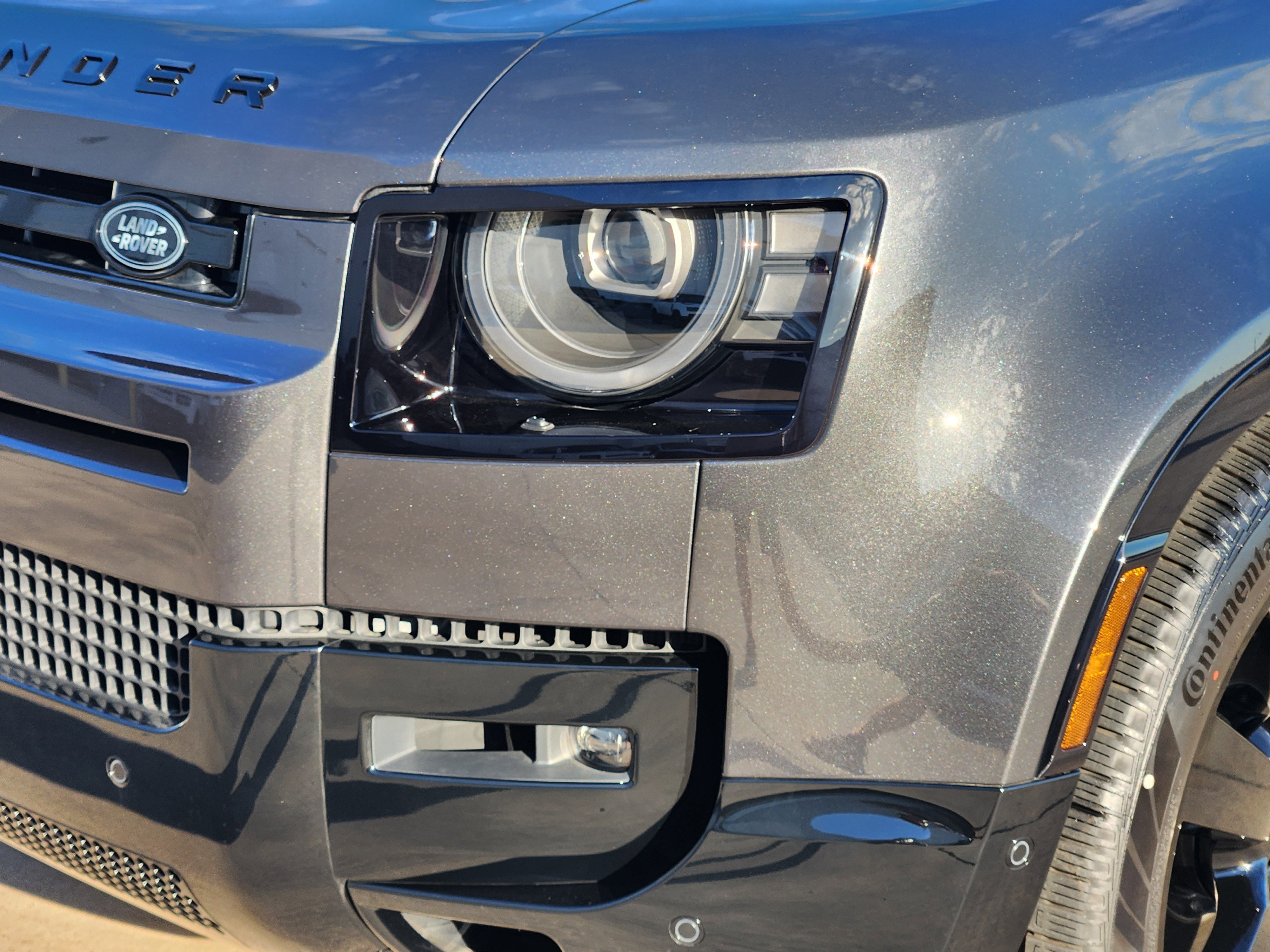 New 2026 Land Rover Defender 110 V8 image 9