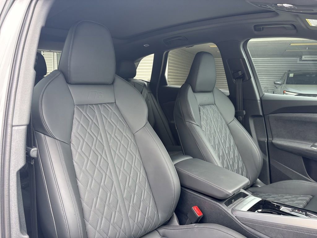 New 2026 Audi SQ5 Prestige AWD/4WD image 16