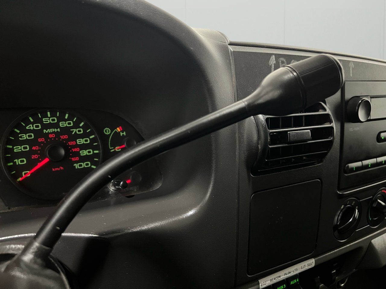 Used 2007 Ford F450 2WD Regular Cab Super Duty image 22