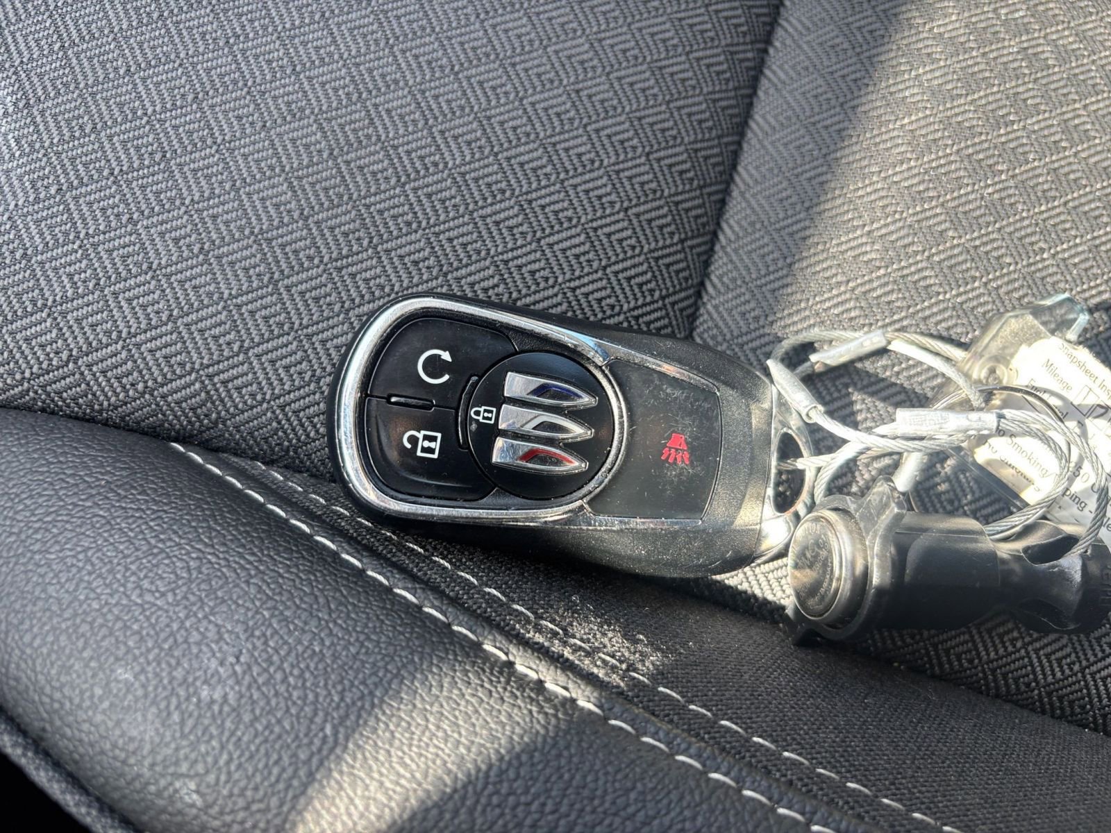 Used 2025 Buick Encore GX Preferred image 21