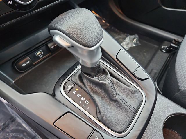 Used 2023 Kia Soul LX image 16