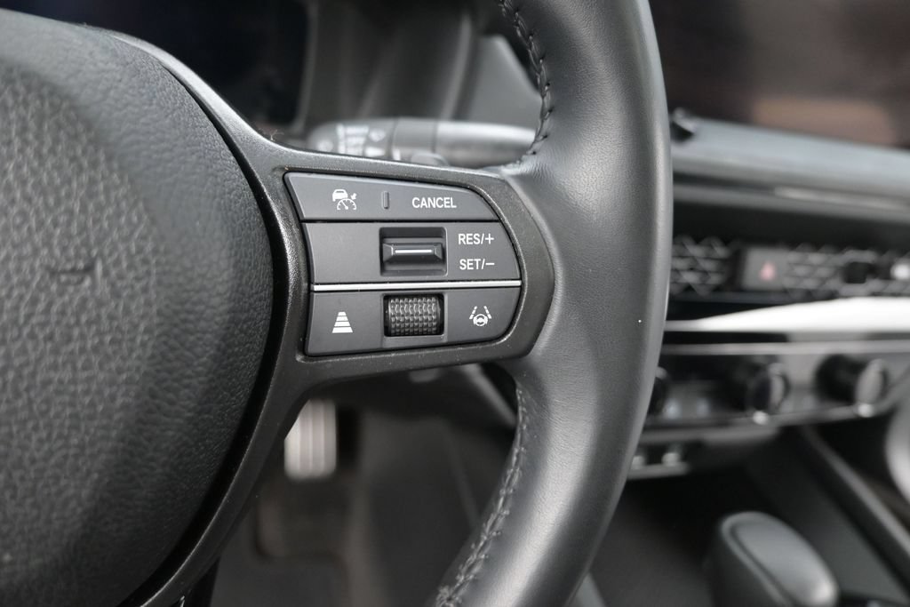 Used 2023 Honda Accord Sport image 31