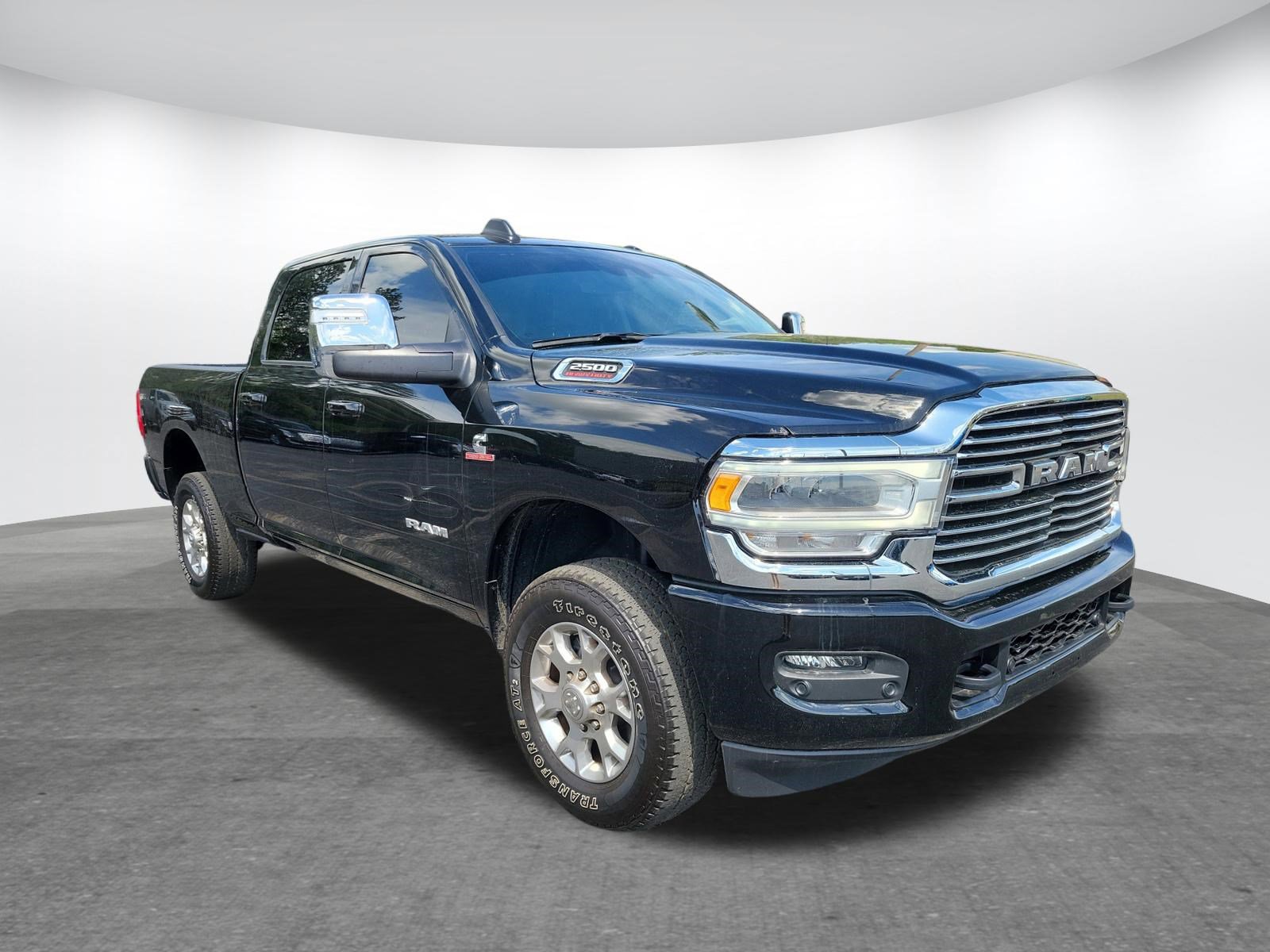 Used 2024 RAM 2500 Laramie w/ Safety Group image 20