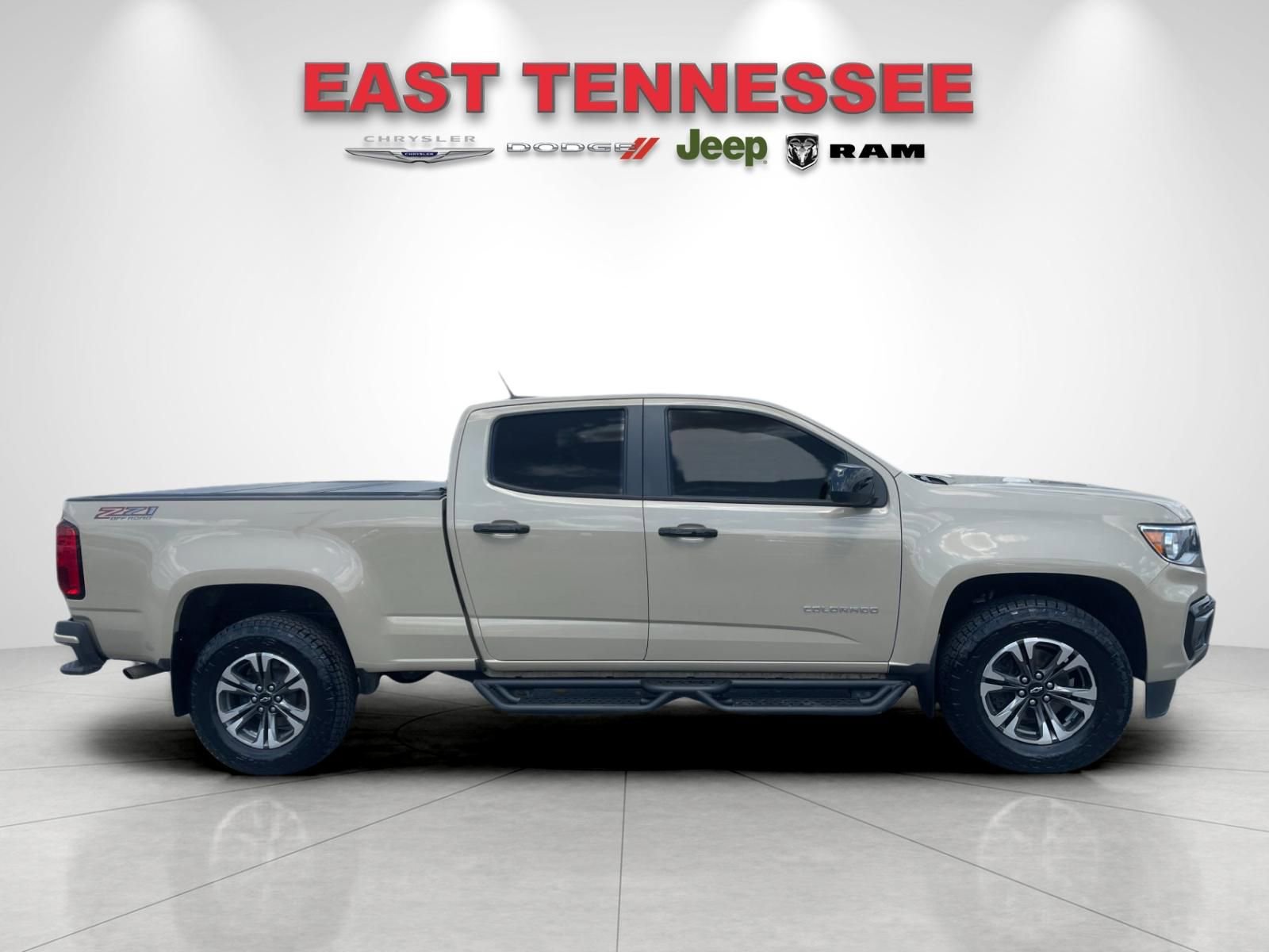 Used 2022 Chevrolet Colorado Z71 AWD/4WD image 2