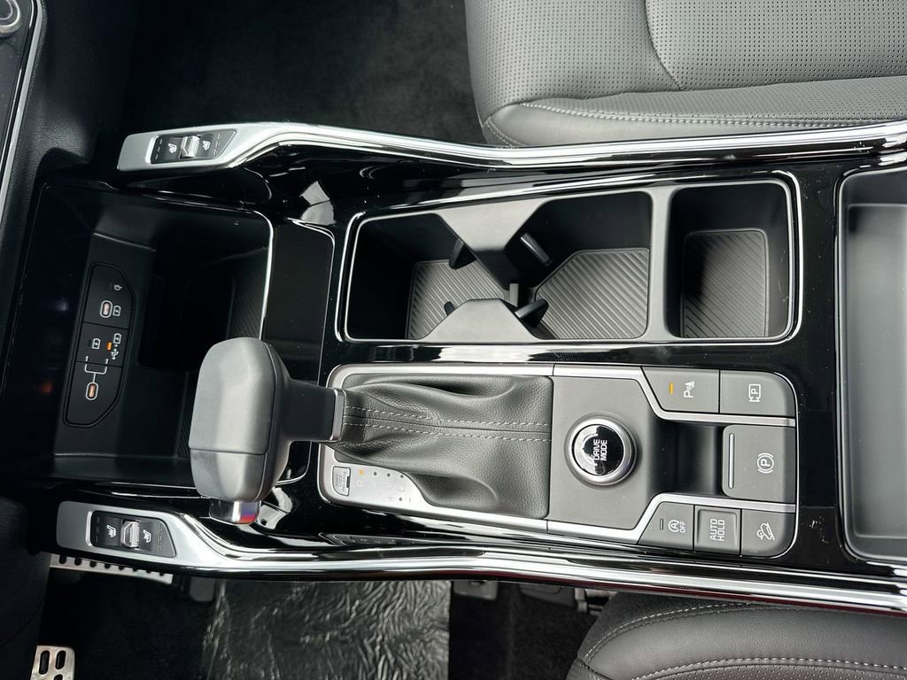 Used 2024 Kia Sorento SX FWD image 40