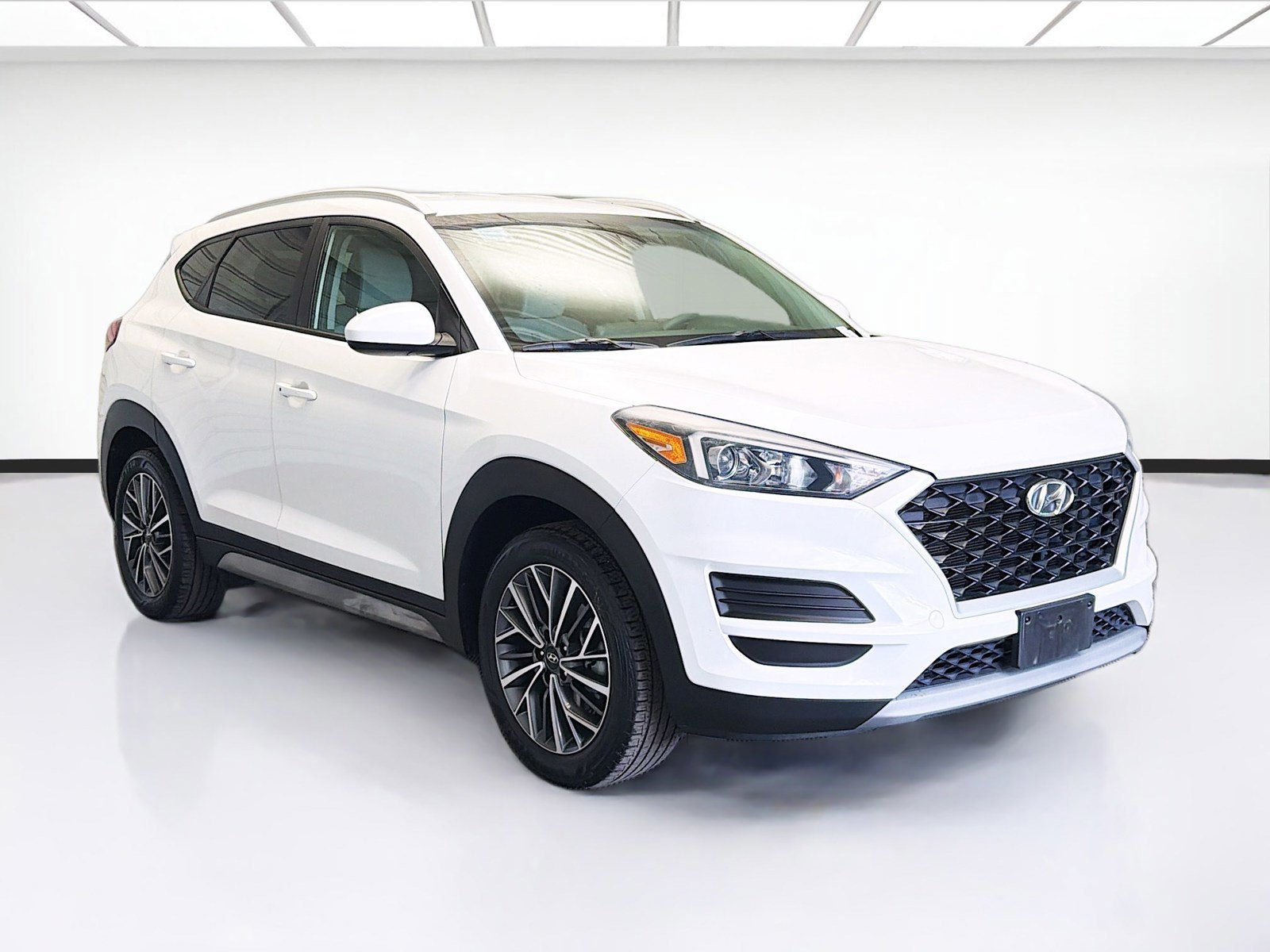 Used 2019 Hyundai Tucson SEL w/ Cargo Package FWD image 3