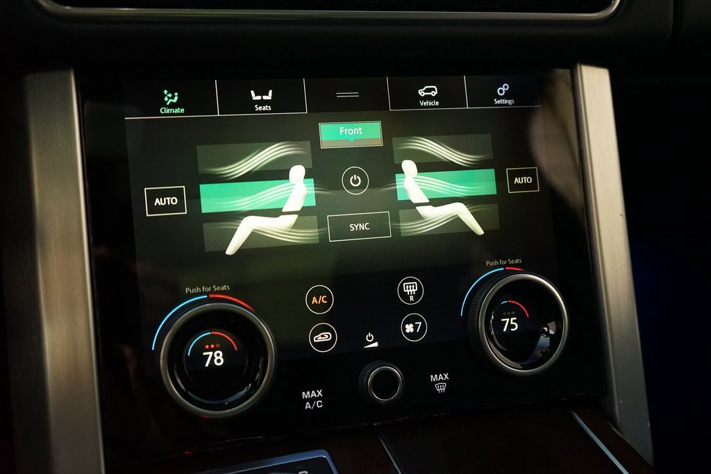 Used 2020 Land Rover Range Rover Long Wheelbase HSE image 11