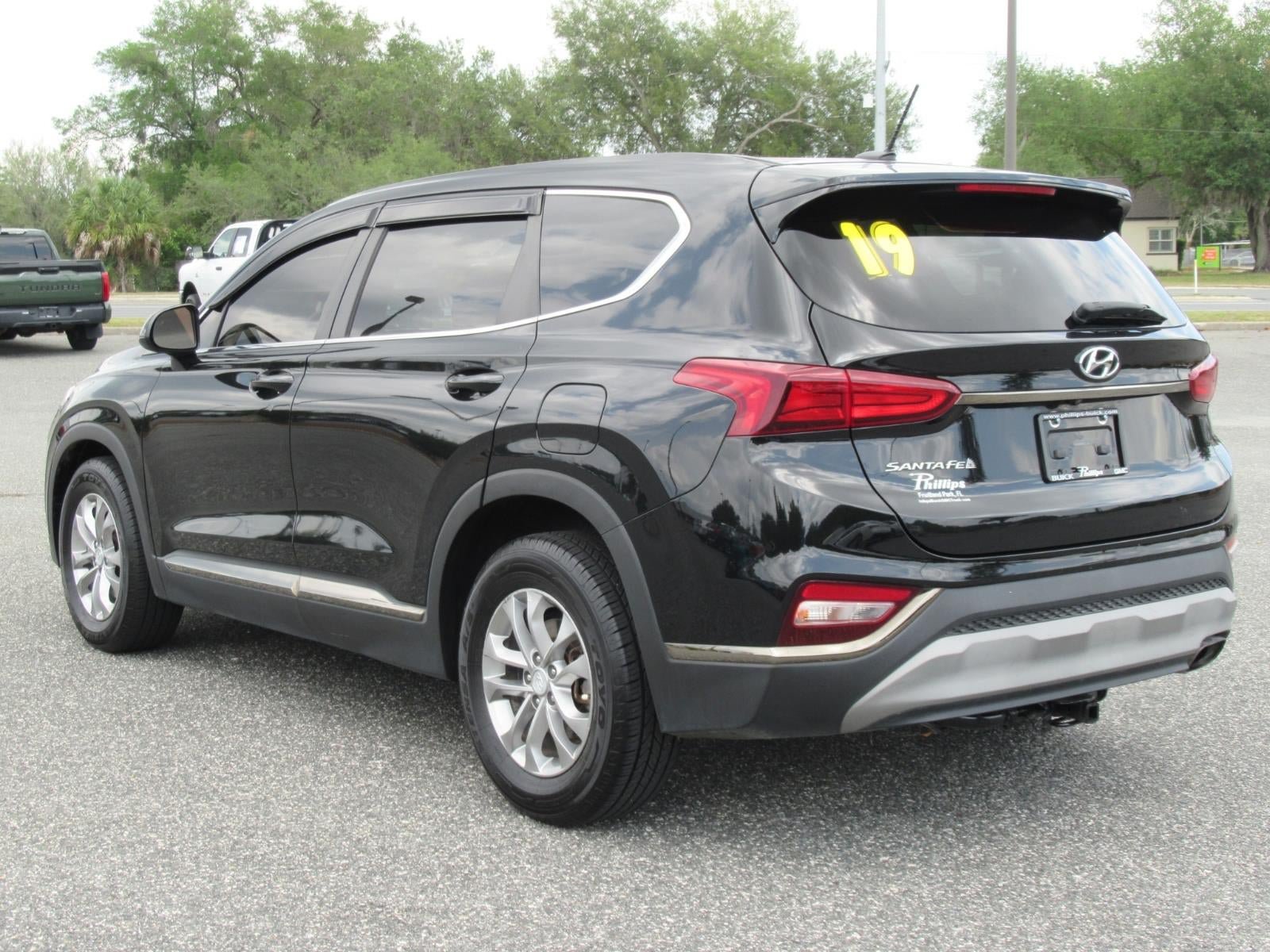 Used 2019 Hyundai Santa Fe SE FWD image 5