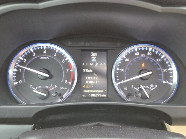 Used 2015 Toyota Highlander XLE AWD/4WD image 18