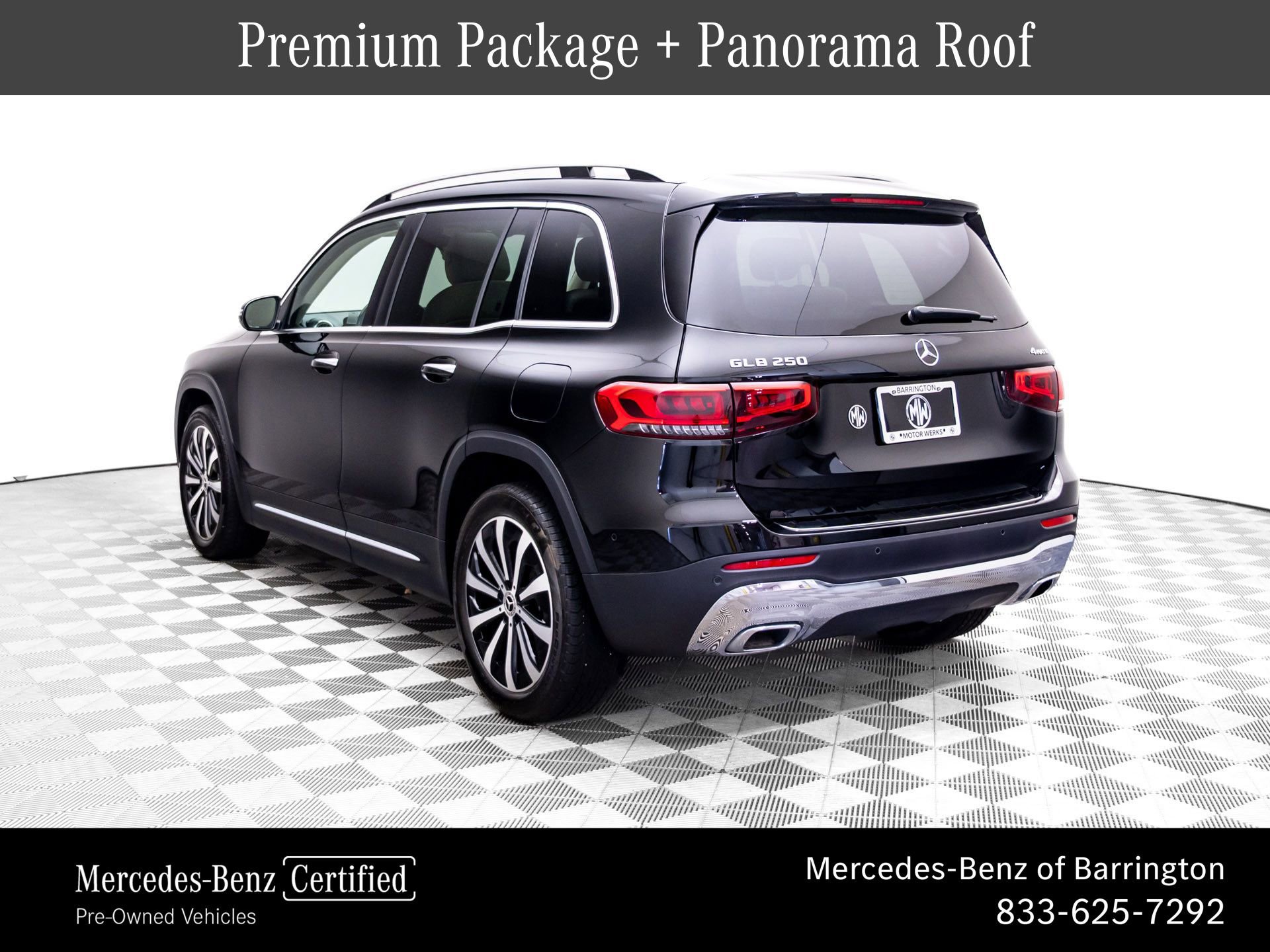 Used 2023 Mercedes-Benz GLB 250 4MATIC w/ Premium Package image 3