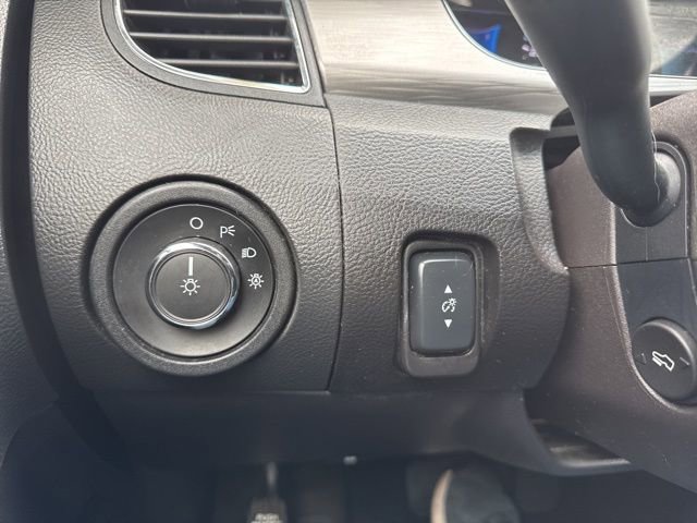 Used 2013 Ford Taurus SEL image 23