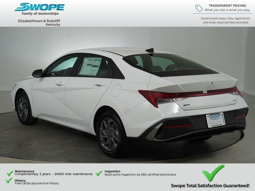 New 2026 Hyundai Elantra Hybrid FWD image 5