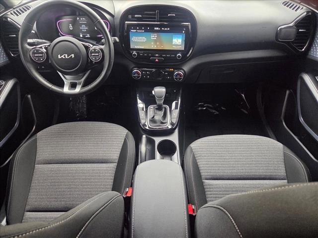 Used 2023 Kia Soul EX image 17