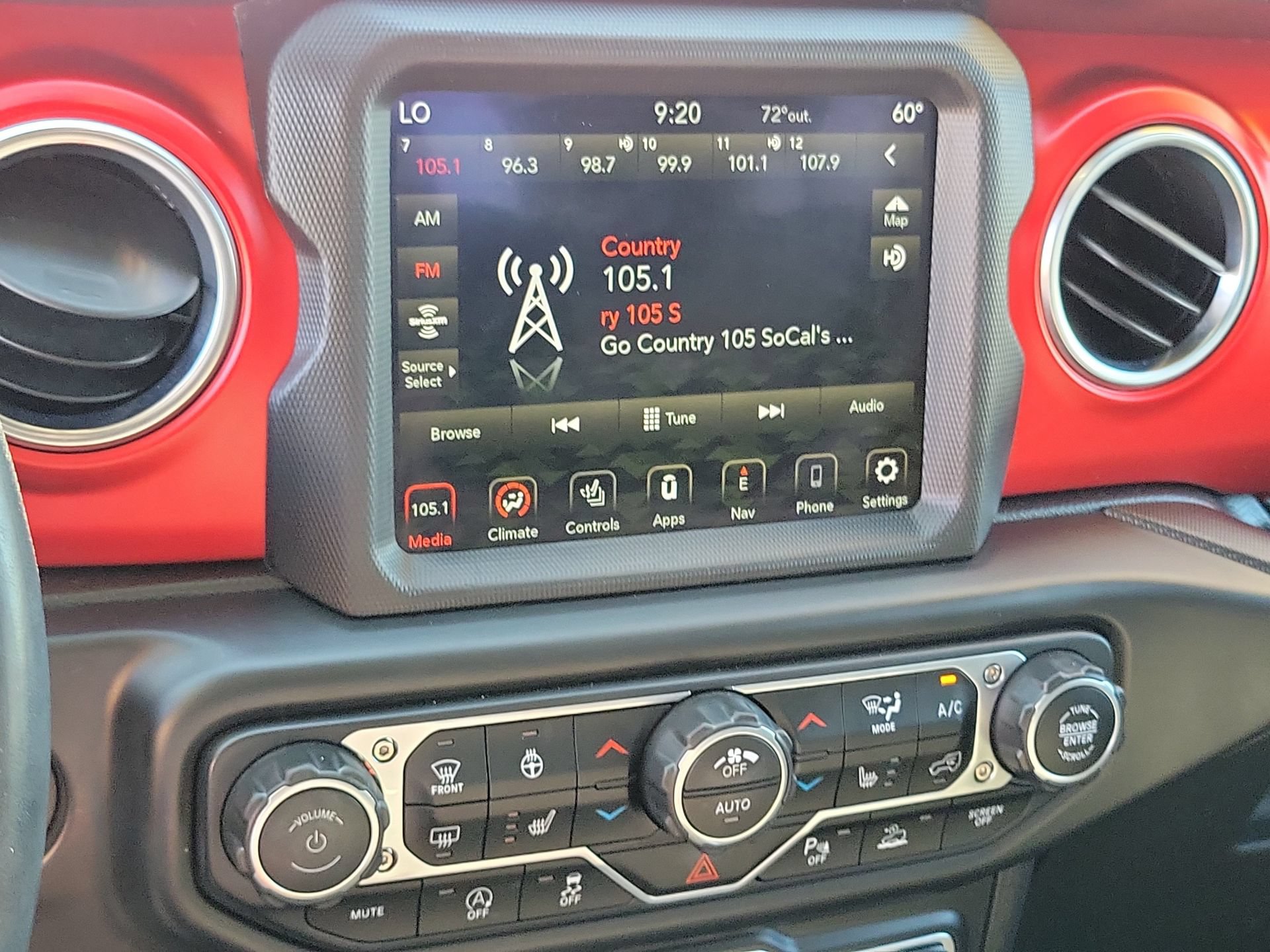 Certified 2020 Jeep Gladiator Rubicon AWD/4WD image 19