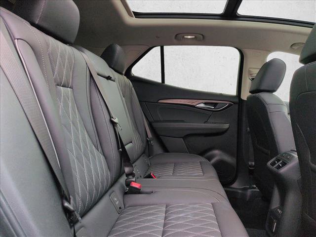 Used 2023 Buick Envision Avenir AWD/4WD image 22