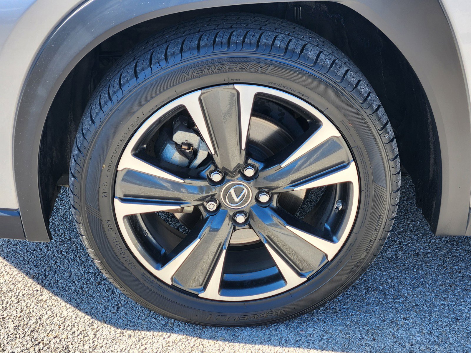 Used 2020 Lexus UX 200 w/ Accessory Package image 30