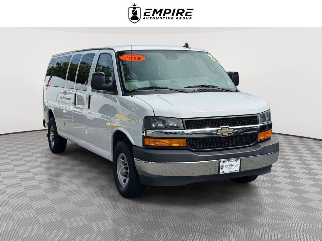 Used 2019 Chevrolet Express 3500 LT w/ LT Preferred Equipment Group RWD image 1