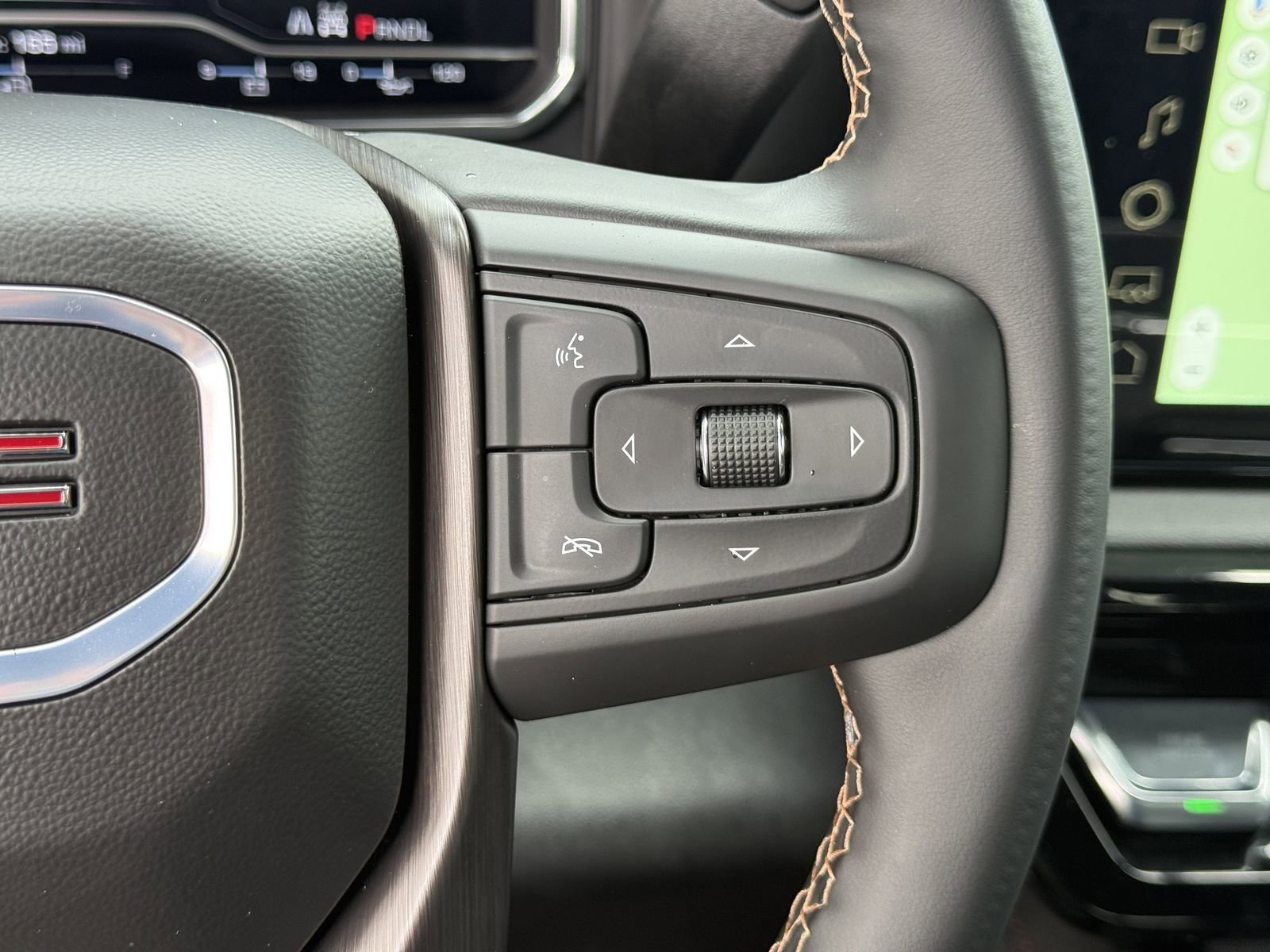 Used 2025 GMC Sierra 2500 AT4 w/ AT4 Premium Plus Package image 31