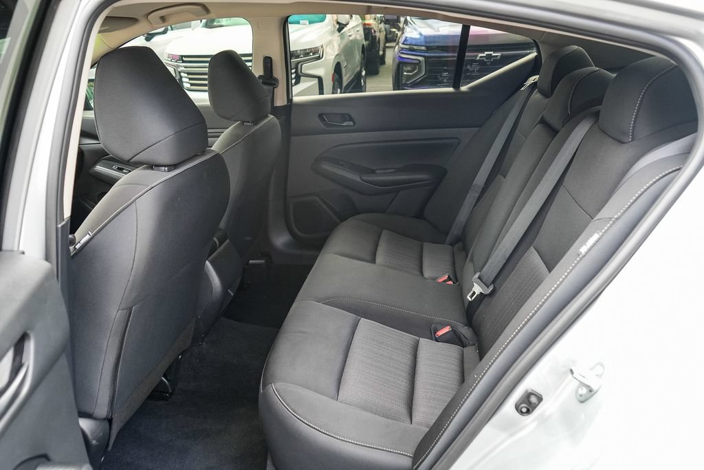 Used 2024 Nissan Altima 2.5 S FWD image 16