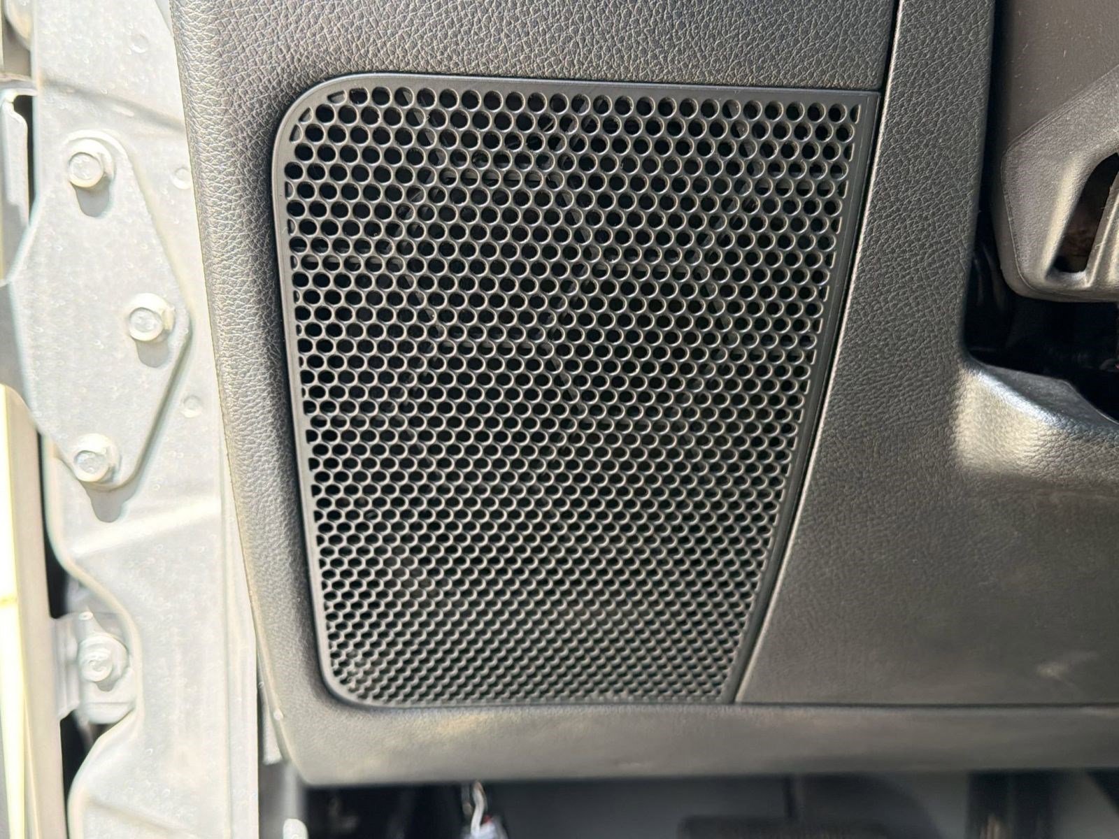 Used 2018 Jeep Wrangler Unlimited Sport S image 21