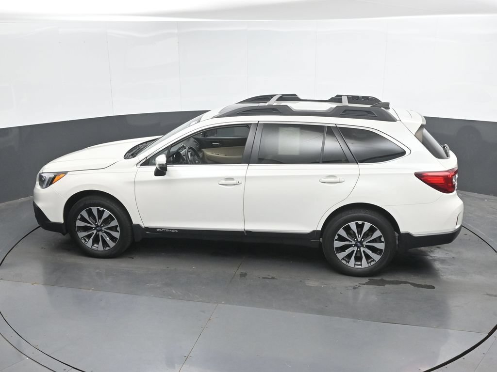 Used 2017 Subaru Outback 2.5i Limited AWD/4WD image 36