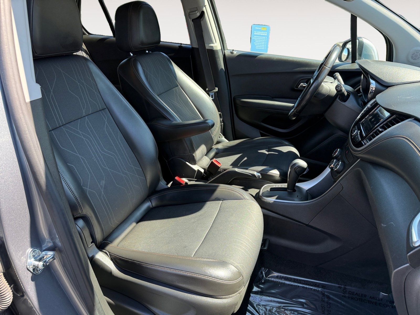 Used 2019 Chevrolet Trax LT w/ LT Convenience Package image 19